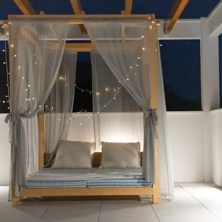 Sunny Bo With A Heated Pool And Rooftop Jacuzzi Villa